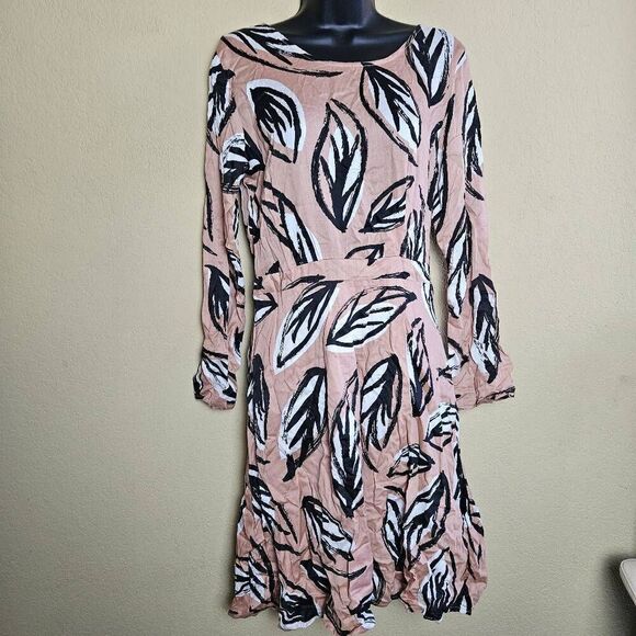 NWT Nümph Azami Dress - Picture 2 of 9